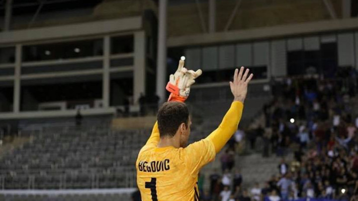 Qarabag slavio, Begović sačuvao mrežu netaknutom