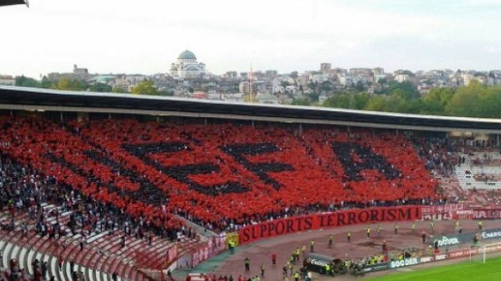 Navijači Zvezde poslali poruku UEFA-i zbog Kosova