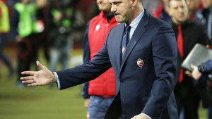 Da li se sa tribina može voditi ekipa: Može, Dejan Stanković zna kako