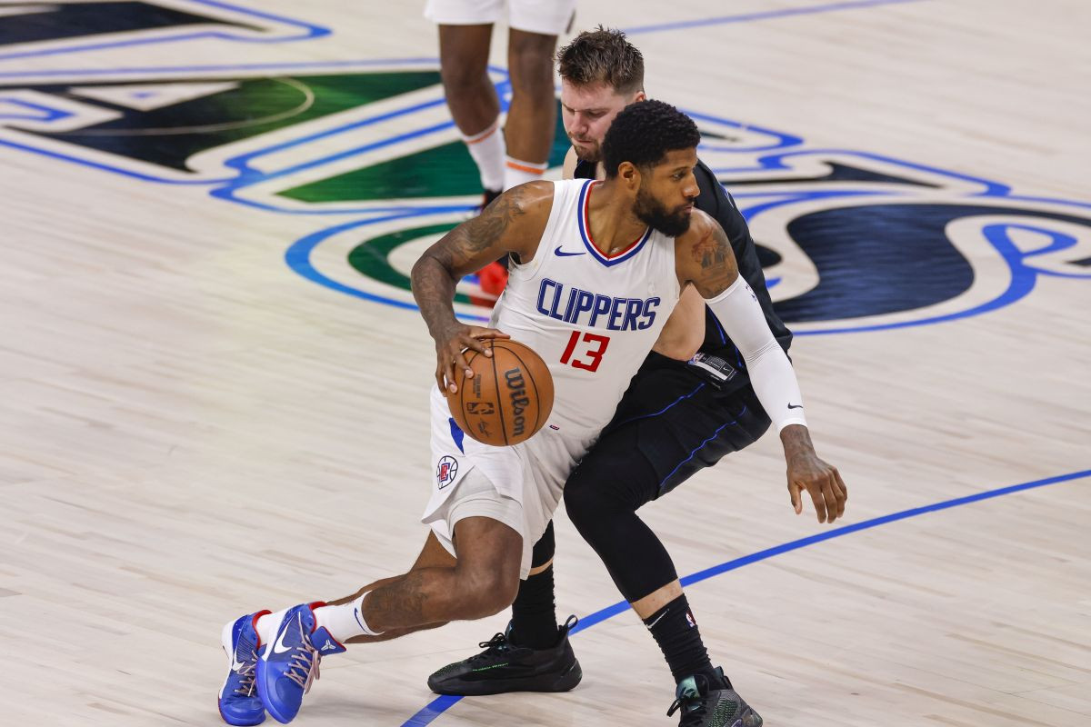 Paul George uvrijeđen ponudom od 60 miliona: "Ma, nema šanse da to potpišem" Paul George uvrijeđen ponudom od 60 miliona: "Ma, nema šanse da to potpišem"