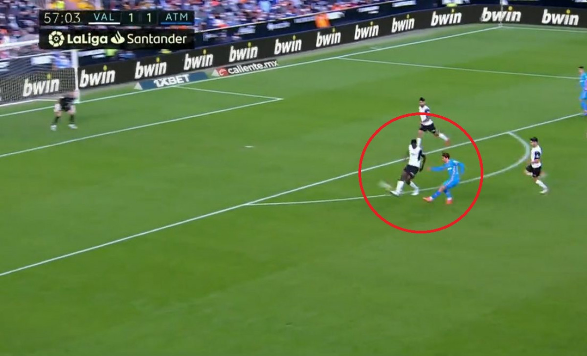 Šta se desilo ovom čovjeku? Griezmann zabio nestvaran gol u ludoj utakmici Valencije i Atletica