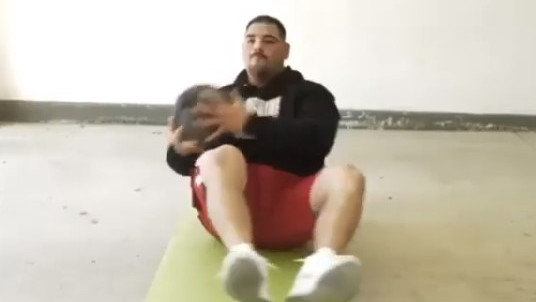 Andy Ruiz počeo skidati kilograme: I mi debeljuce možemo imati pločice...