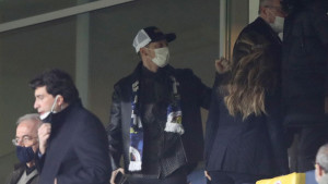 Nesretni Mesut Ozil mora na pauzu