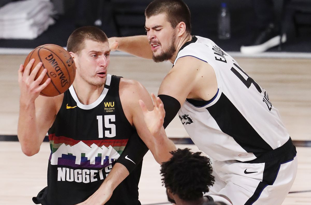 Jokić dominantan u porazu Denvera, potez večeri njegova brutalna asistencija preko cijelog terena