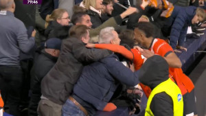 Diaz u zadnji čas odlučio da igra pa spasio čast Liverpoola na gostovanju kod malog Lutona