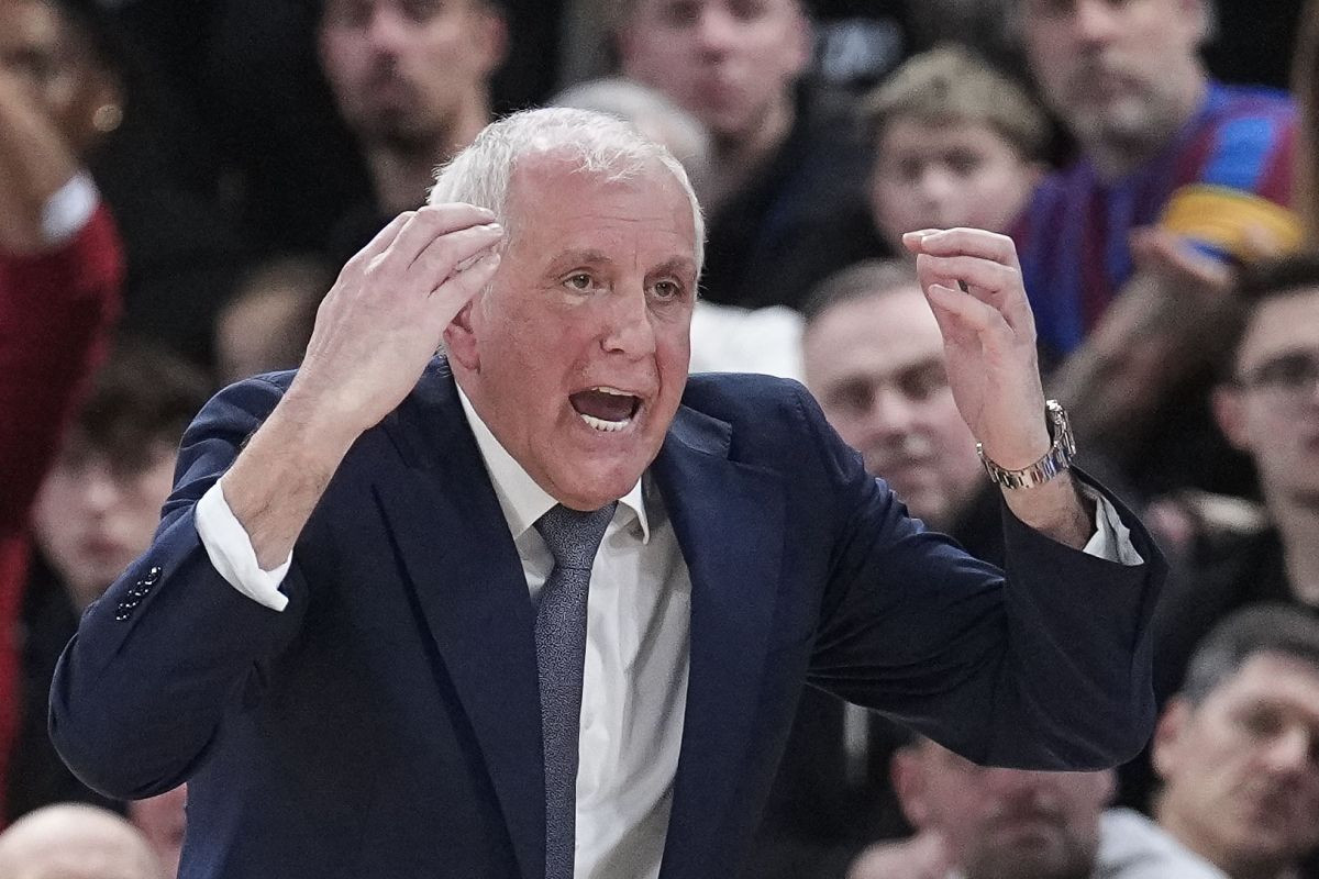 Željko Obradović gleda i ne vjeruje: Partizan je sam sebe uništio u Barceloni! Željko Obradović gleda i ne vjeruje: Partizan je sam sebe uništio u Barceloni!