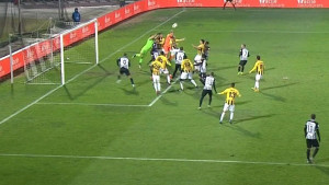 Zlata vrijedan bod: Golman pogodio za 2:2 u 95. minuti