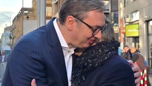 Srpska legenda večeras je u zagrljaju sa Vučićem, narod je bijesan: "Sad nam je sve jasno"