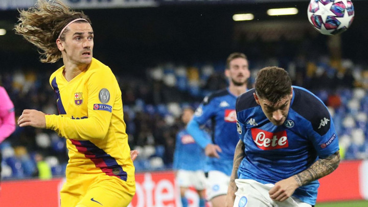 Griezmann poklonio sinu dres kluba za koji navija od djetinjstva, a to je zasmetalo navijačima Barce