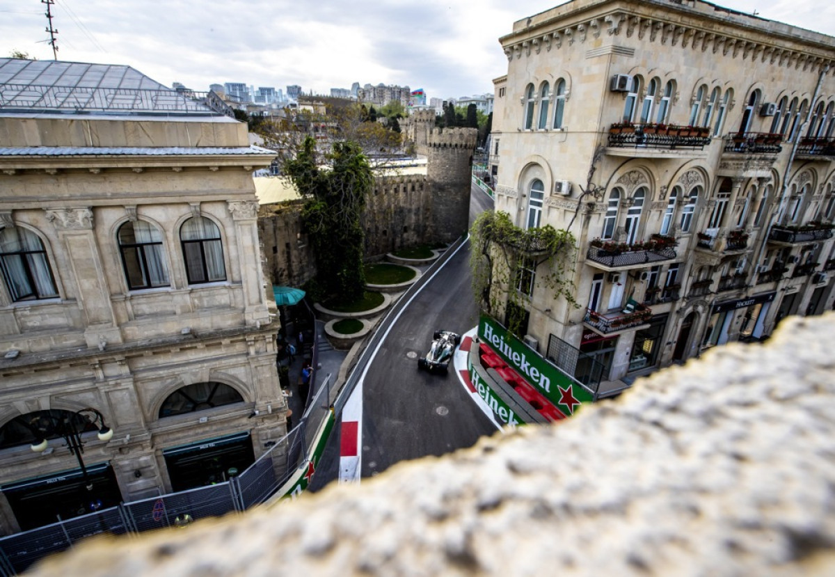Povratak Formule 1 u Baku: Jesenski izazovi na ulicama Azerbejdžana Povratak Formule 1 u Baku: Jesenski izazovi na ulicama Azerbejdžana