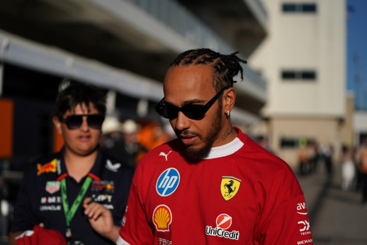 Schumacher šokirao javnost: Ferrari treba otpustiti Hamiltona?