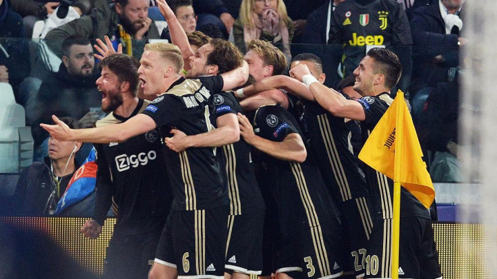 Fudbaleri Ajaxa su ponizili velikane, ali samo jednom timu ove sezone nisu mogli ništa