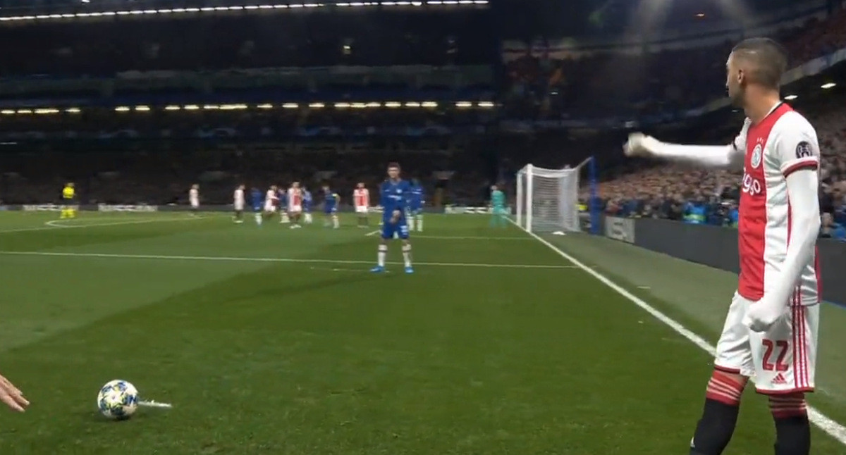Gol za dugo sjećanje: Stamford Bridge se morao nakloniti Ziyechu Gol za dugo sjećanje: Stamford Bridge se morao nakloniti Ziyechu
