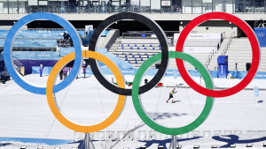 Zapaljena Olimpijska baklja u Pekingu, krenula na trodnevni put