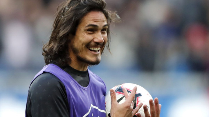 U Pariz je stigla zvanična ponuda za Edinsona Cavanija