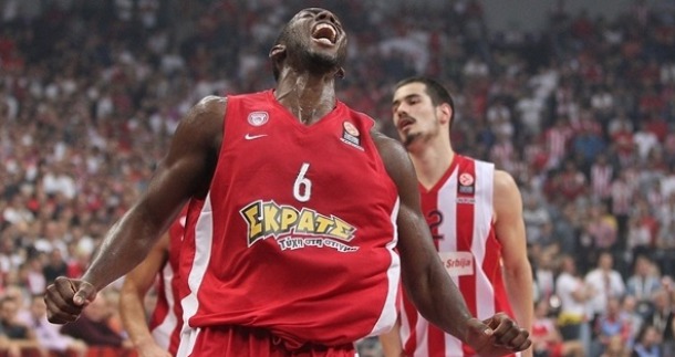 Sjajni američki centar pojačava Zmajčeke na Eurobasketu