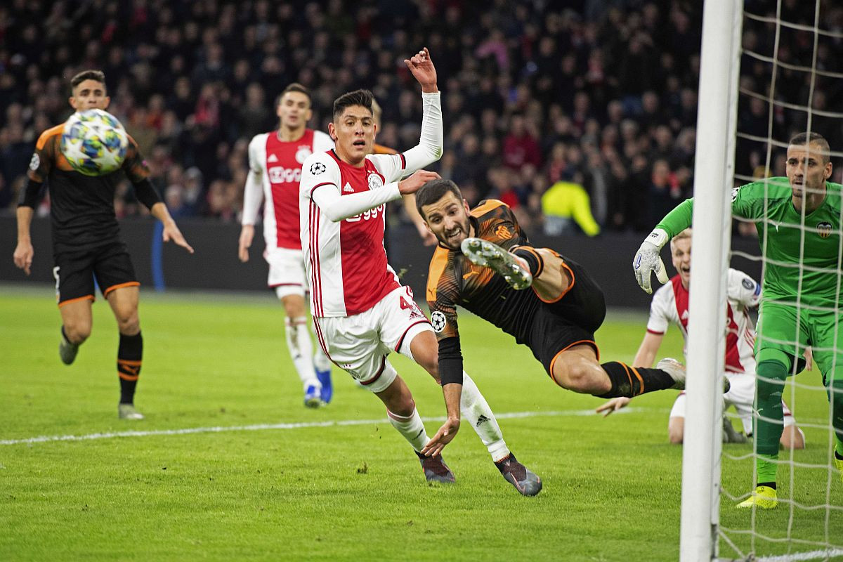 Drama na Amsterdam Areni pripala Šišmišima: Ajax ispao, Valencia i Chelsea idu dalje 