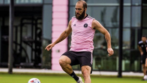 Više ne liči na sebe: Higuain konačno uradio ono što mu se godinama sprema