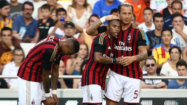 Milan golovima Robinha i De Jonga savladao Valenciju