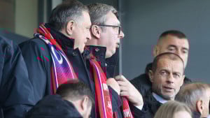 Snimak Aleksandra Vučića iz Pariza izazvao reakcije: "Opet nas blamira"
