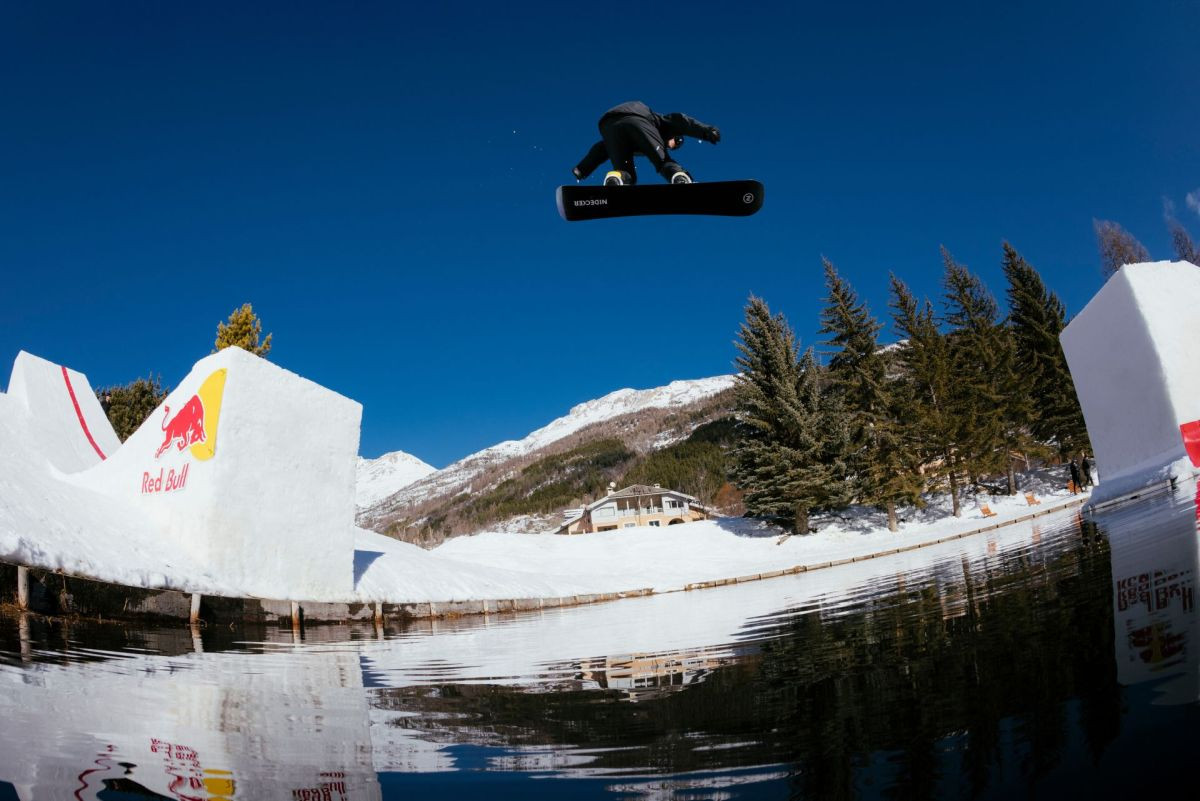 Filmska preporuka na Red Bull TV: Biciklom niz surove planine Aljaske