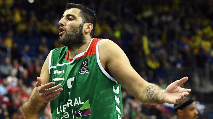 Bourousis u velikoj nedoumici Bourousis u velikoj nedoumici