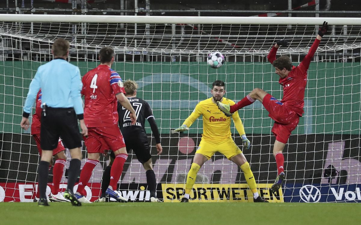 Senzacija u Njemačkoj: Kiel izbacio Bayern iz DFB Kupa!