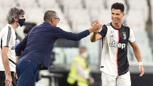 Maurizio Sarri se vraća trenerskom poslu, ponovo će raditi u Seriji A