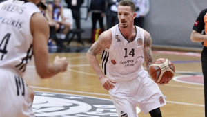 Josh Adams ponovo briljirao