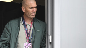 Zinedine Zidane vraća u život potonulog giganta: "Dovedite mi njih dvojicu iz Reala i dolazim!"