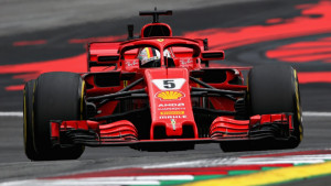 "Hamilton se igra sa nama"