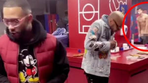 Depay nije gledao šta objavljuje: Snimak golog Gerarda Piquea završio na Instagramu
