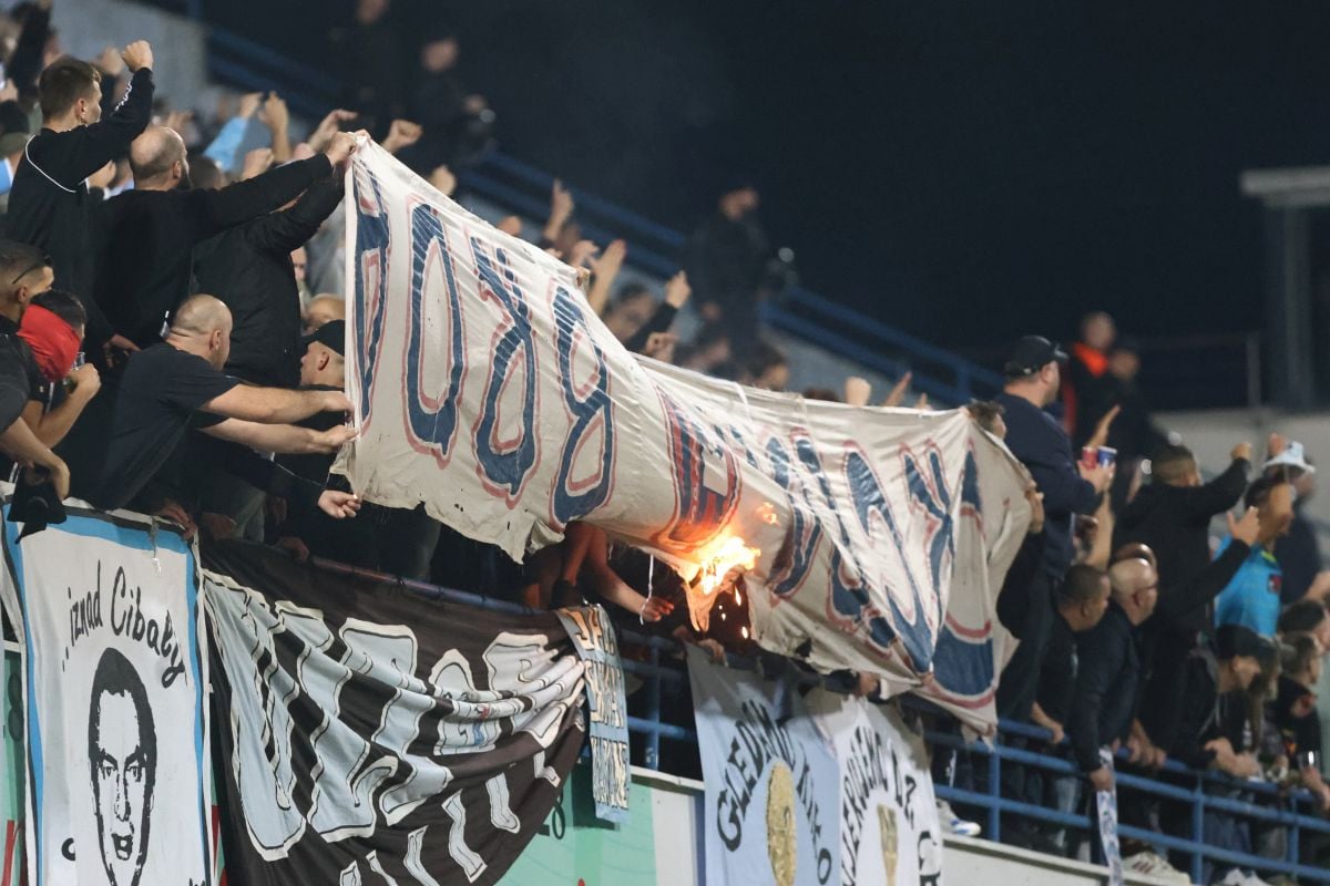 Torcida ponižena u Vinkovcima, očajni Hajduk se provukao