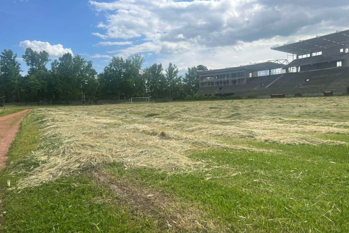 Tuga, jeza, horor: Stadion kultnog bh. kluba ostavljen u vremenu, slike su užasne Tuga, jeza, horor: Stadion kultnog bh. kluba ostavljen u vremenu, slike su užasne