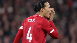 Više nije mogao da šuti: Virgil Van Dijk brutalno napao legende engleskog fudbala