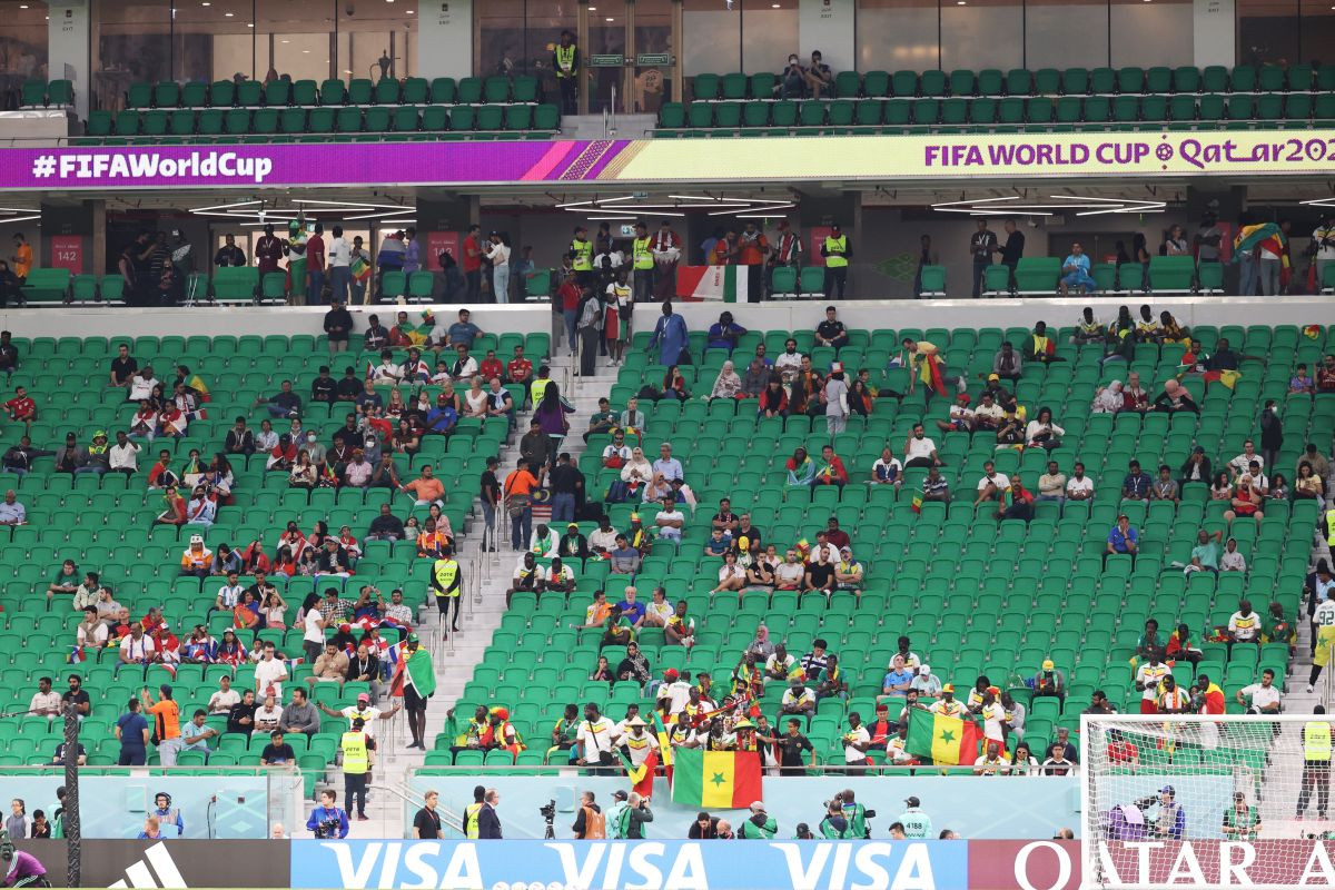 Svi su vidjeli da stadion u Dohi nije pun, a ono što su organizatori uradili je zgrozilo svijet