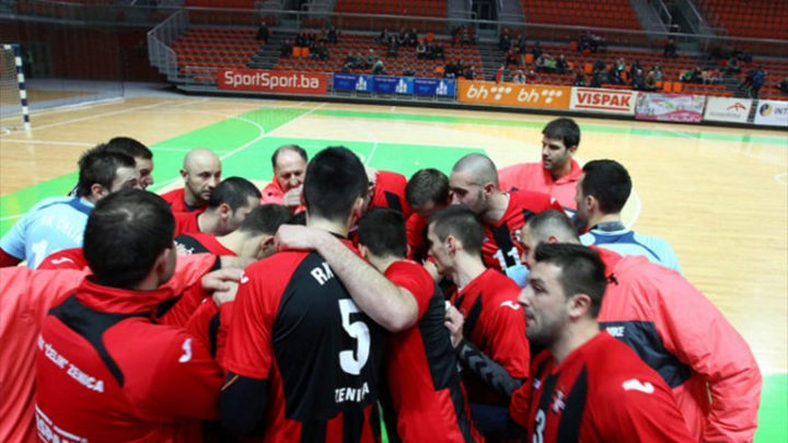 Čelik teško poražen u Thunu