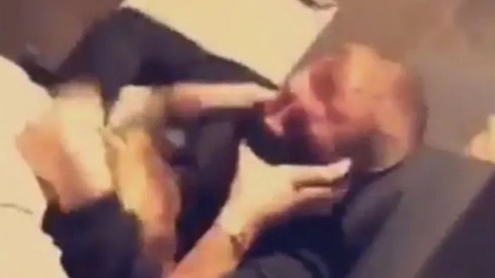 Žestok obračun profesionalnog borca sa dvojicom momaka