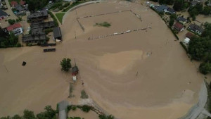 Poplave prouzrokovale nezapamćene štete - stadion uništen: "Bez riječi i sa suzama u očima"