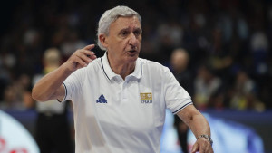 Svetislav Pešić spustio Srbiju na zemlju: "Ne palite se previše, ne palite narod"