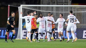 Milan nezaustavljiv i sa igračem manje: Rossoneri pobijedili Benevento i vratili se na vrh
