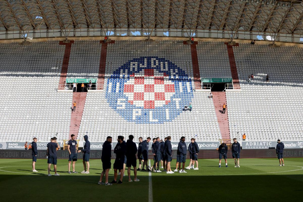 Došao u Hajduk, nije ni zadužio opremu, a već je otišao uz neobičan dogovor: "Cirkus" Došao u Hajduk, nije ni zadužio opremu, a već je otišao uz neobičan dogovor: "Cirkus"
