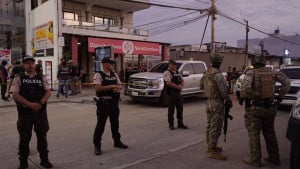 Šokantne scene iz Ekvadora: Na ulici brutalno likvidiran igrač Barcelone!