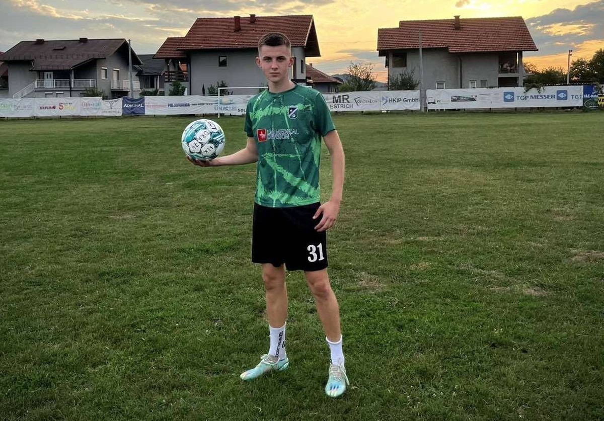 NK Orahovica predstavio veliko pojačanje za novu sezonu - Vratio se 19-godišnji superstar NK Orahovica predstavio veliko pojačanje za novu sezonu - Vratio se 19-godišnji superstar