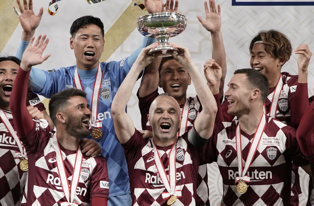 Očajan potez čelnika kluba: Barcelona u januaru pokušala dovesti Iniestu na posudbu! Očajan potez čelnika kluba: Barcelona u januaru pokušala dovesti Iniestu na posudbu!