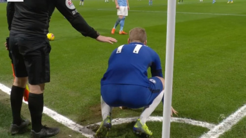 Ne ide ga nikako: Timo Werner sam sebe povrijedio izvodeći korner
