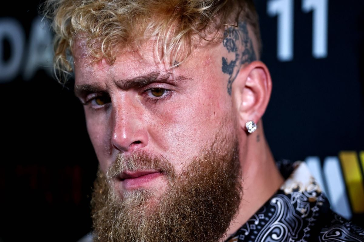 Jake Paul će svijetu pružiti boks meč kakav se ne pamti: "Dovoljno je lud da to napravi" Jake Paul će svijetu pružiti boks meč kakav se ne pamti: "Dovoljno je lud da to napravi"