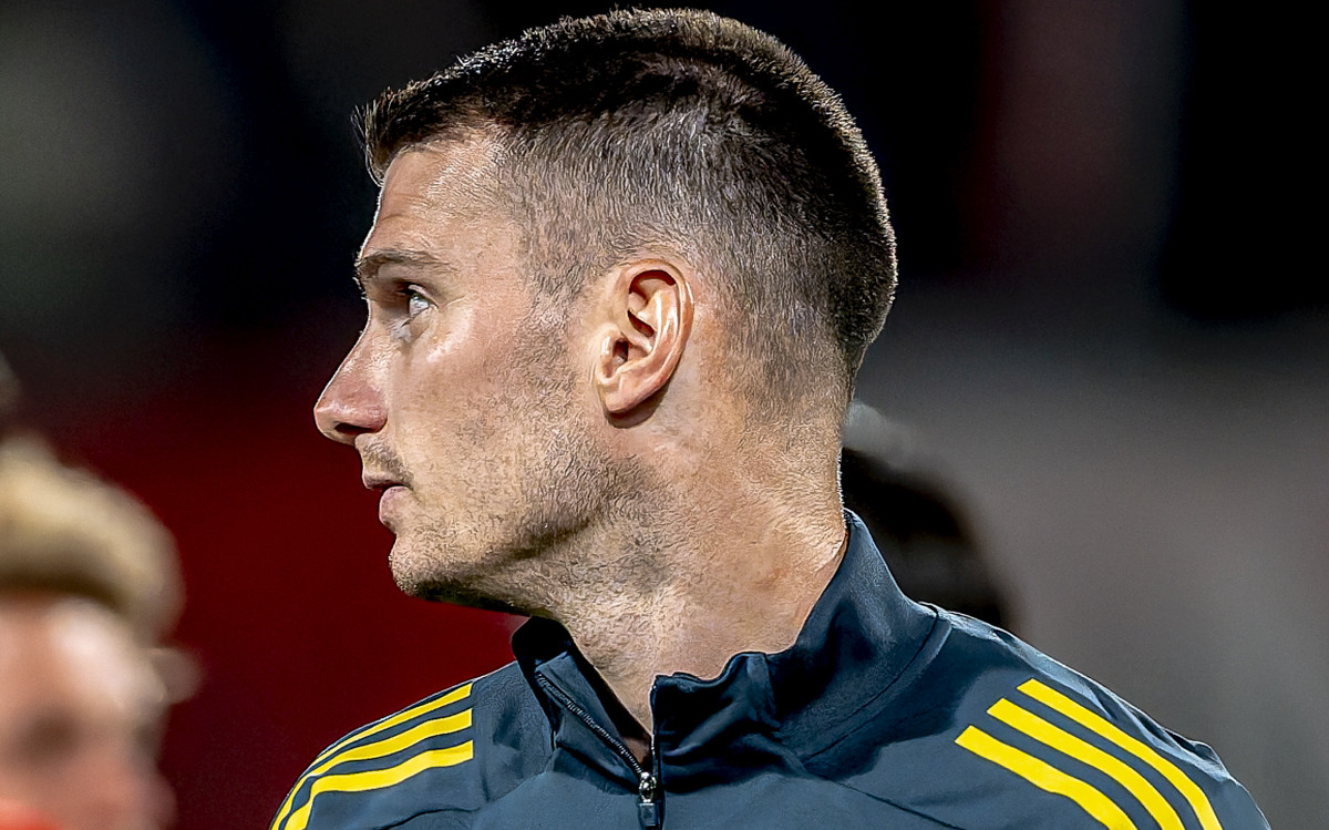A sinoć mu se svijet srušio! Niko novim klubom neće šokirati kao Livaković: Hajduk, Dinamo ili... A sinoć mu se svijet srušio! Niko novim klubom neće šokirati kao Livaković: Hajduk, Dinamo ili...