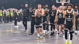 Beograd na nogama: Igrači Partizana su krenuli prema navijačima, ni slutili nisu šta ih čeka