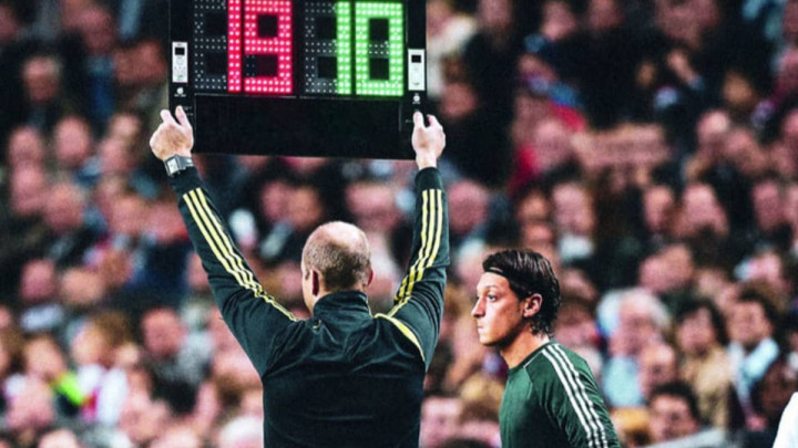 Mesut Ozil oduševio montiranom fotografijom, poslao je njome jasnu poruku